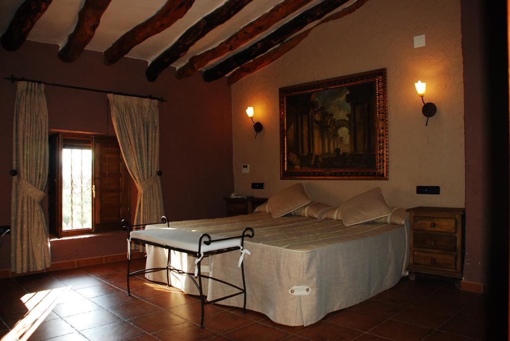 Hotel Caseta Nova Касталья Экстерьер фото