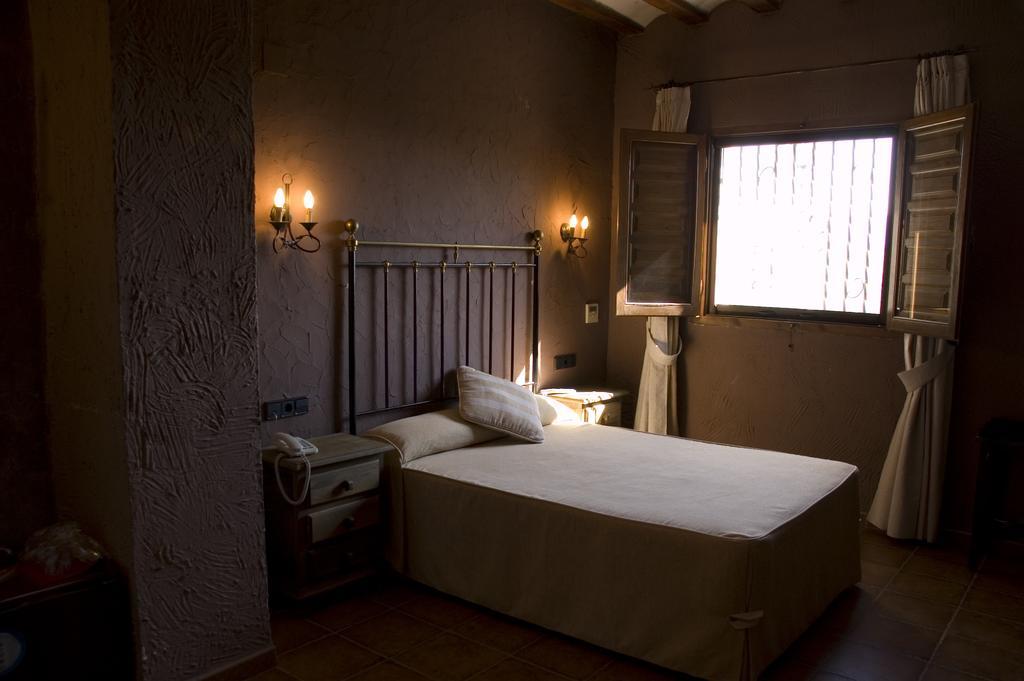 Hotel Caseta Nova Касталья Экстерьер фото