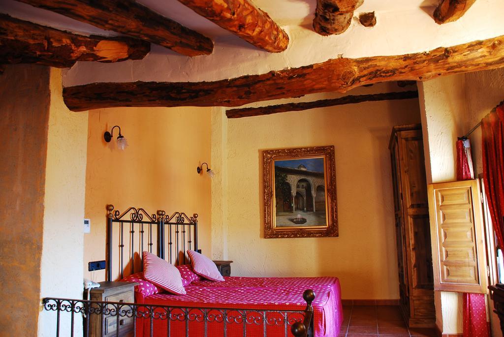 Hotel Caseta Nova Касталья Экстерьер фото